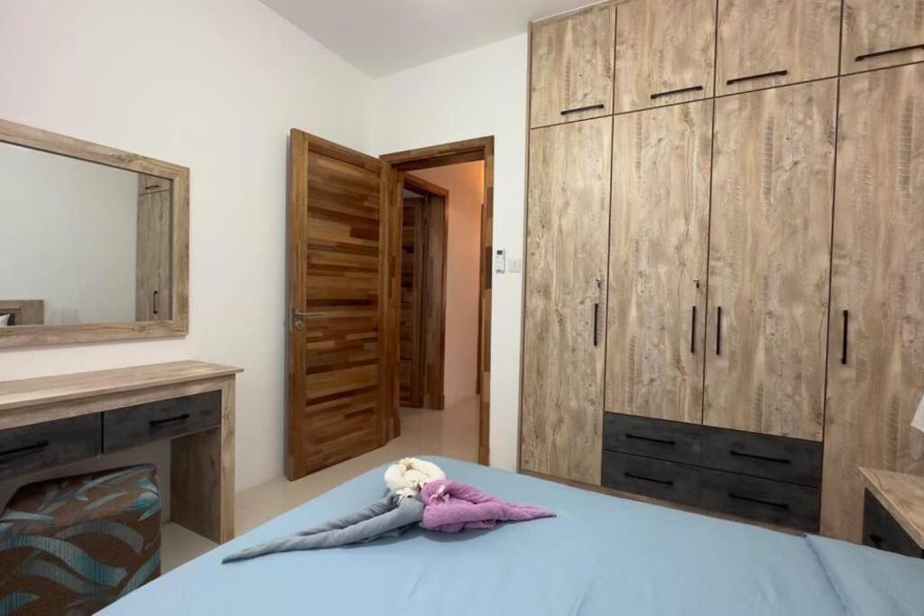 Seasand-Entire Luxury 3 Bd Condo - Close To Beach Flic-en-Flacq Kültér fotó