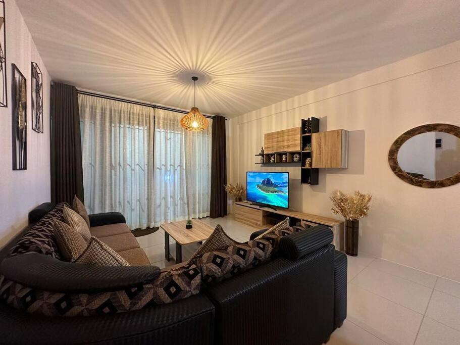 Seasand-Entire Luxury 3 Bd Condo - Close To Beach Flic-en-Flacq Kültér fotó