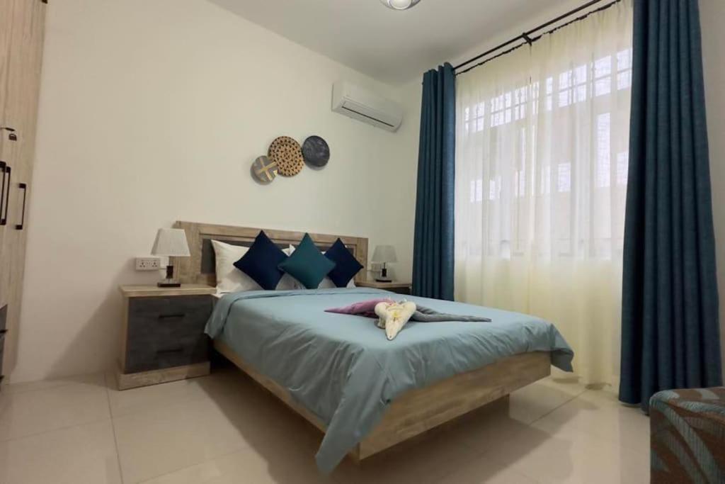 Seasand-Entire Luxury 3 Bd Condo - Close To Beach Flic-en-Flacq Kültér fotó