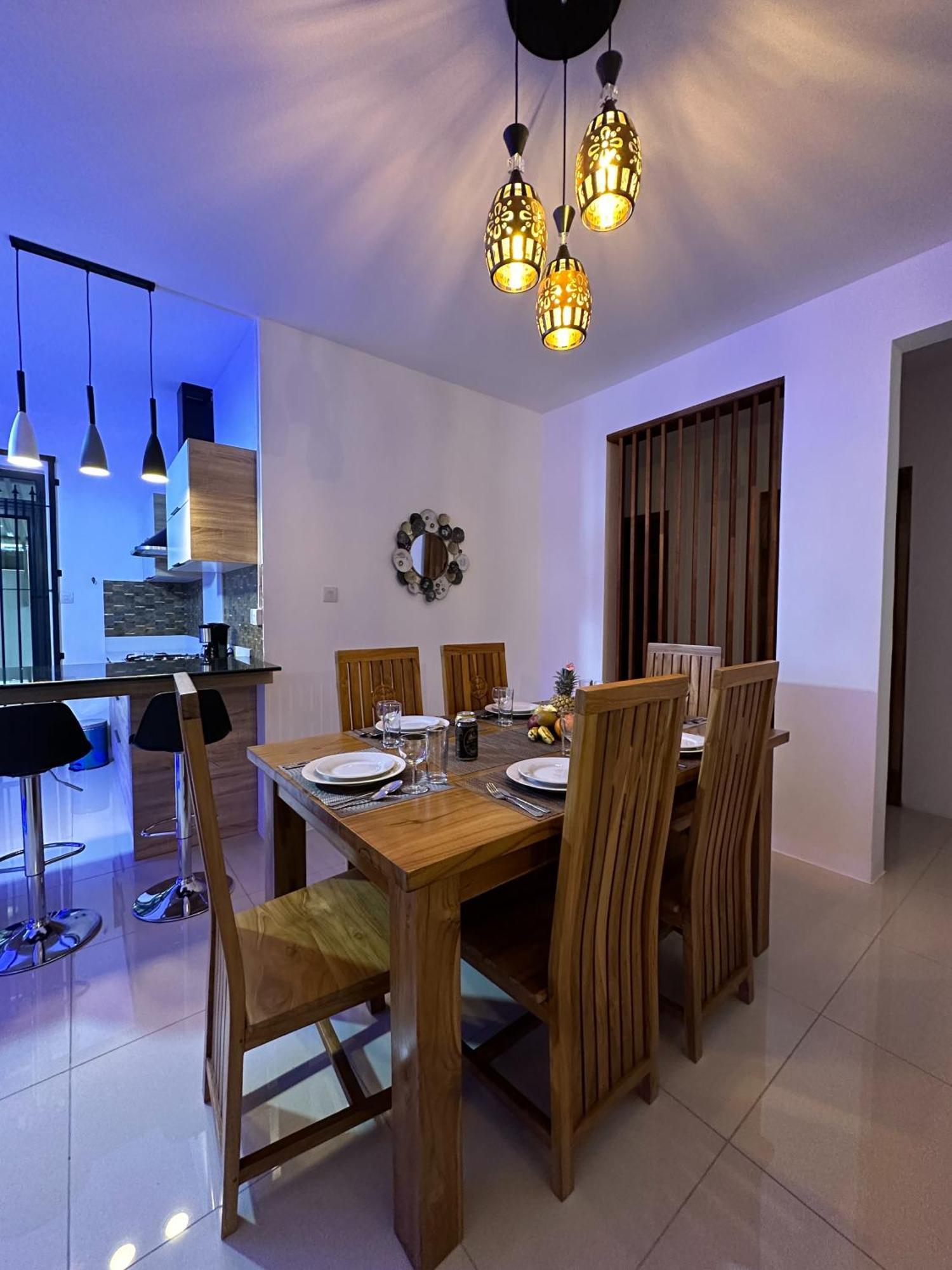 Seasand-Entire Luxury 3 Bd Condo - Close To Beach Flic-en-Flacq Kültér fotó