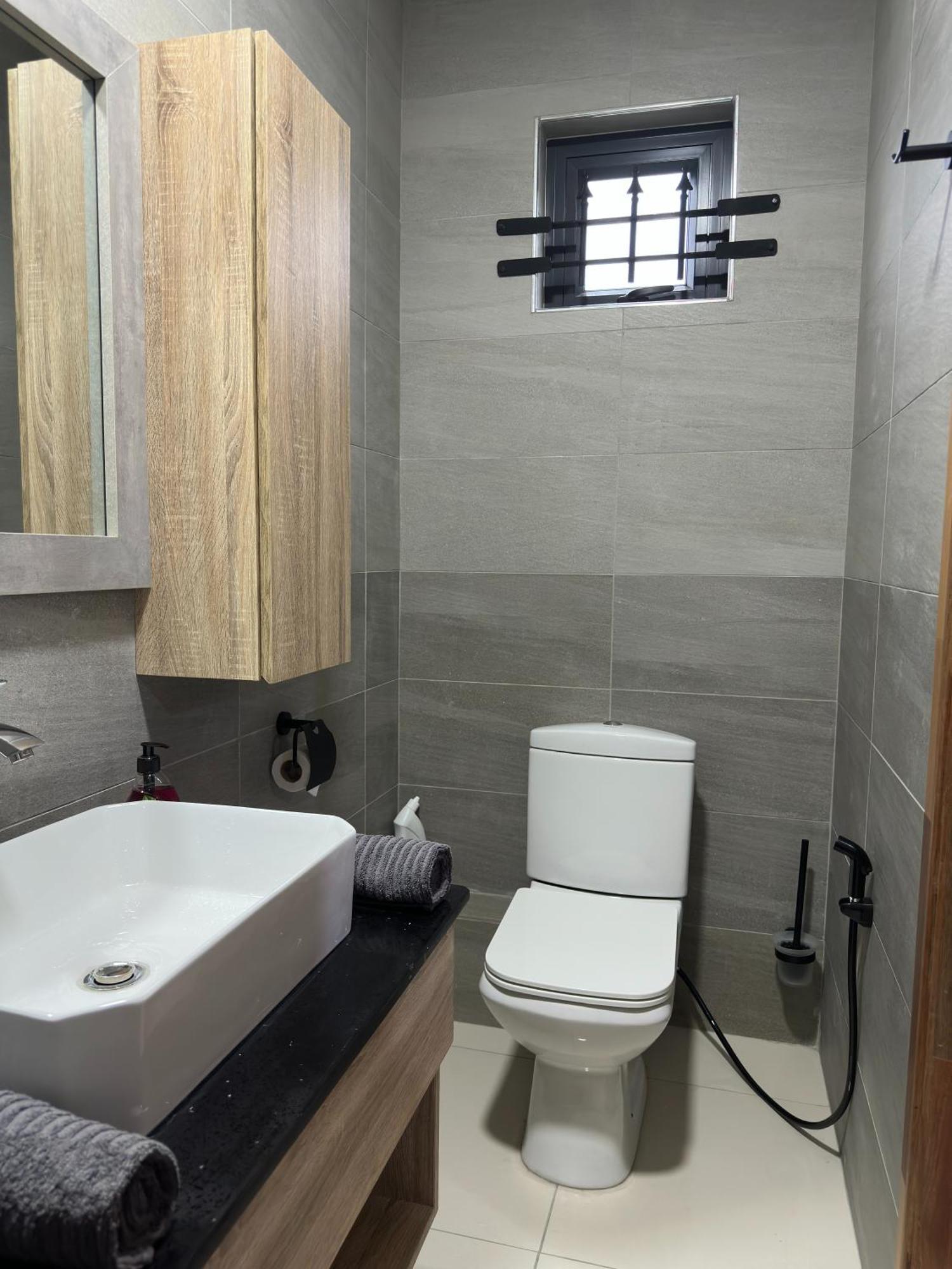 Seasand-Entire Luxury 3 Bd Condo - Close To Beach Flic-en-Flacq Kültér fotó
