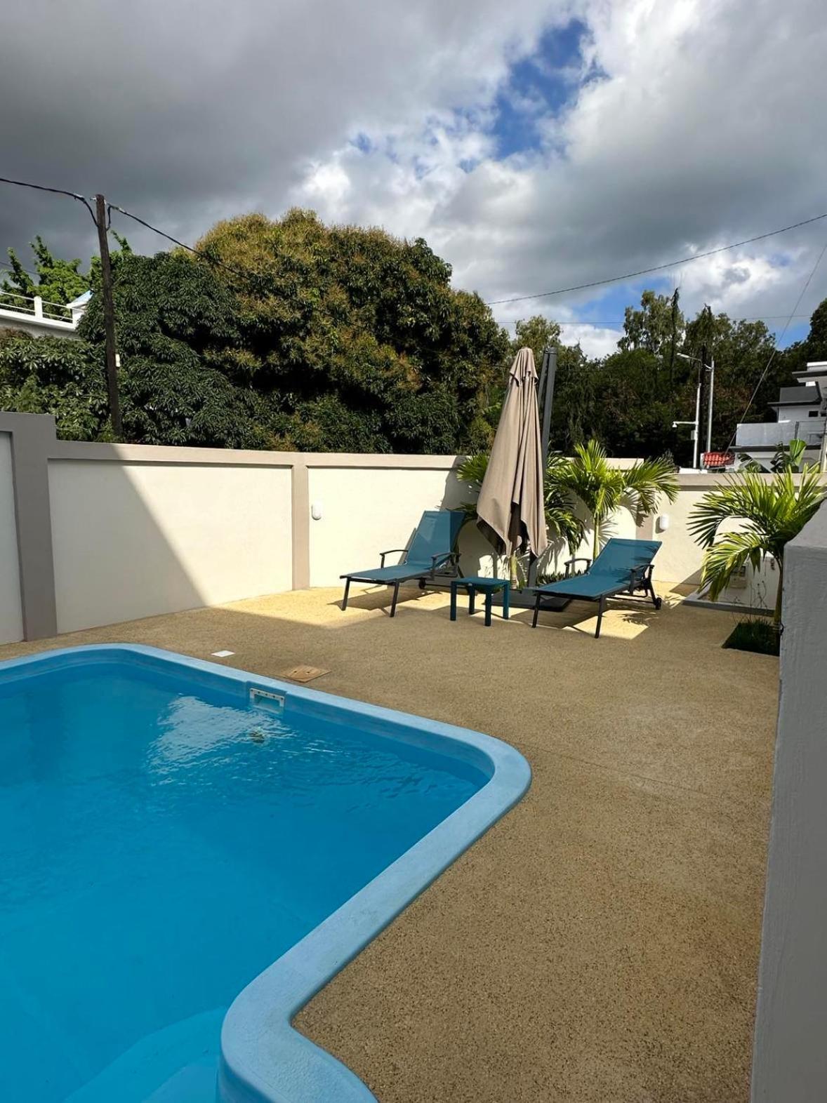 Seasand-Entire Luxury 3 Bd Condo - Close To Beach Flic-en-Flacq Kültér fotó
