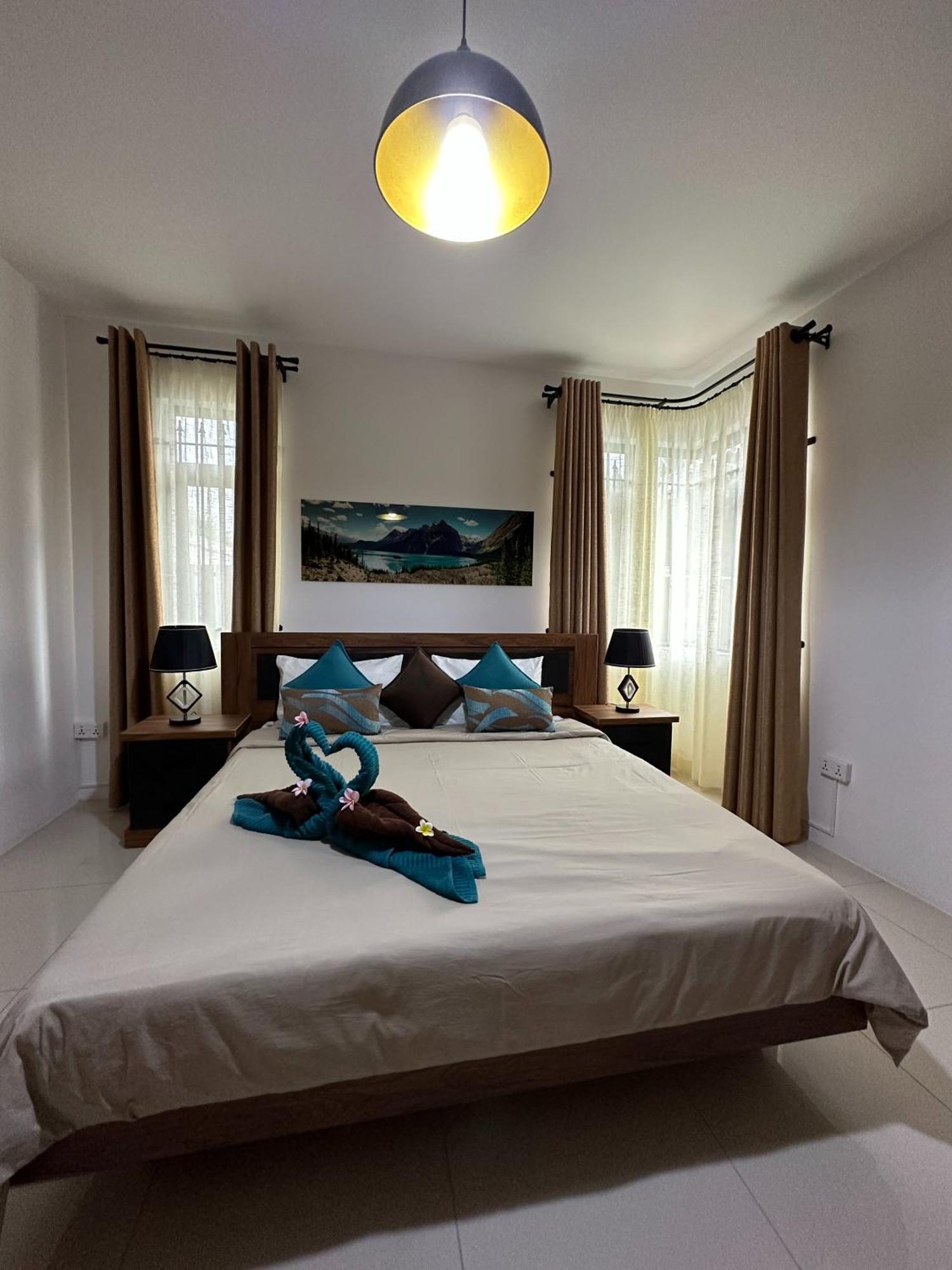 Seasand-Entire Luxury 3 Bd Condo - Close To Beach Flic-en-Flacq Kültér fotó